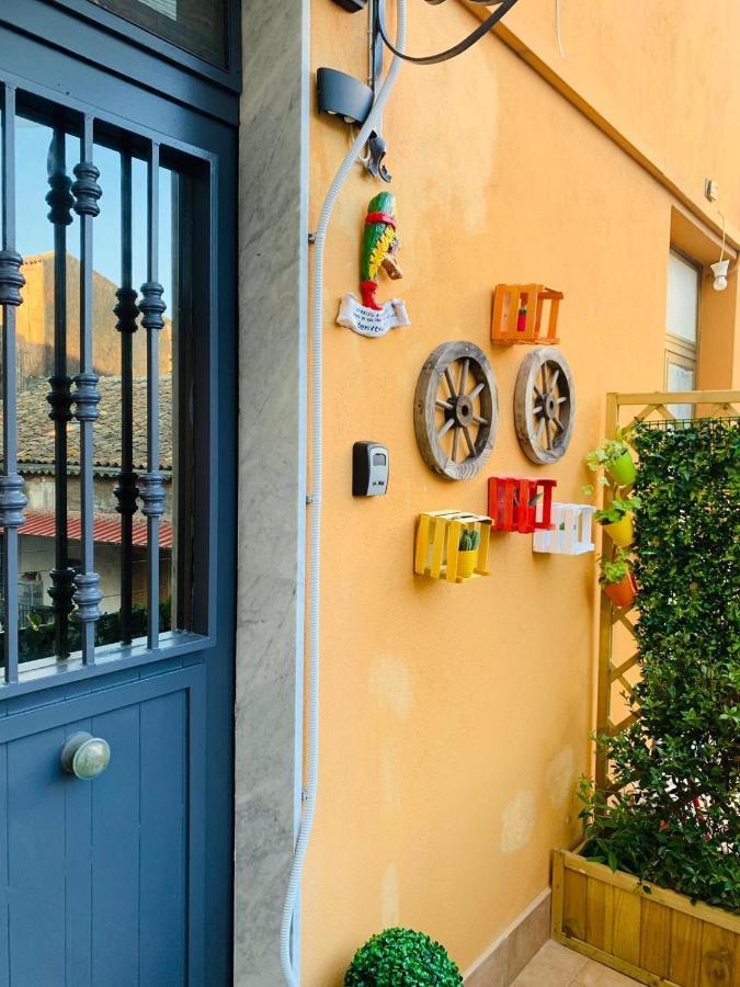 Suite I Biddizzi Da Sicilia Catania Bagian luar foto